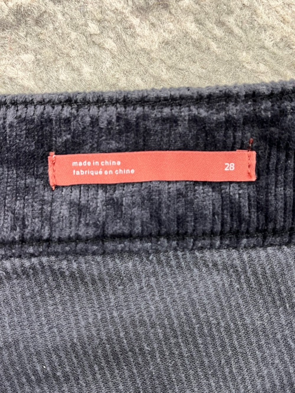 PILCRO BY ANTHROPOLOGIE THE ICON CORDUROY FLARE PANTS DARK GRAY SZ 28 31 inseam - Picture 14 of 14